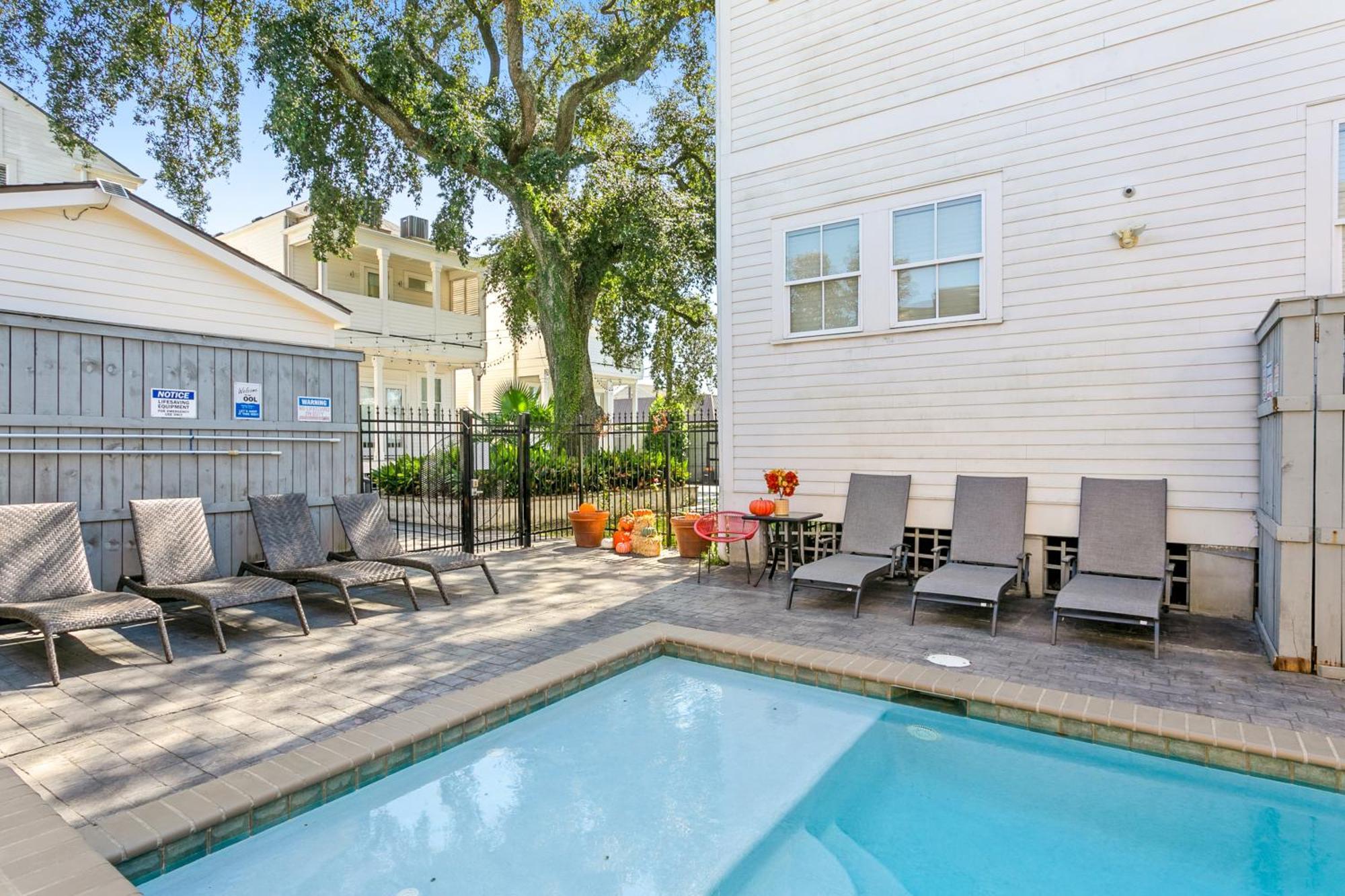 Hosteeva 3 Bedroom Cottage Close To St Charles 5 M Ride To Fq ニューオーリンズ エクステリア 写真